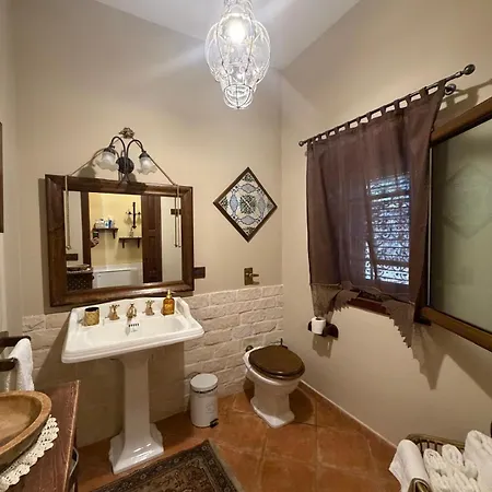 Villa Inserra Deluxe-3